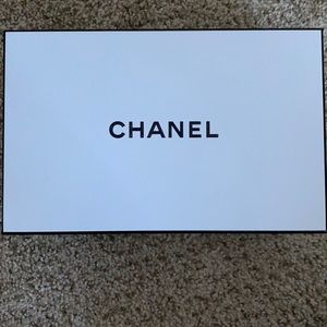 Chanel gift box